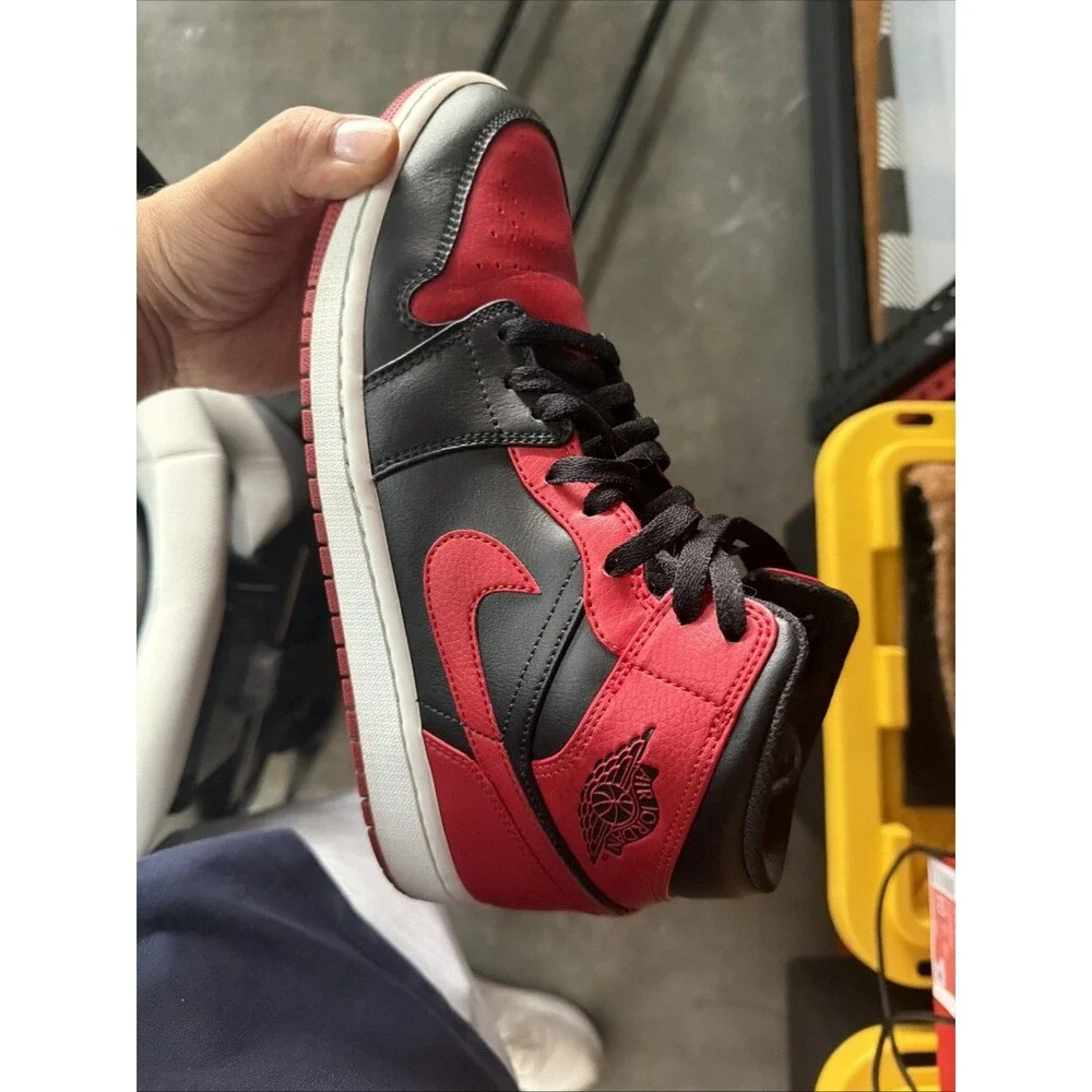 Jordan 1 Mid Banned 2020 Size 10 Mens